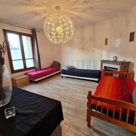 Grand - Avec Terrasse 아파트