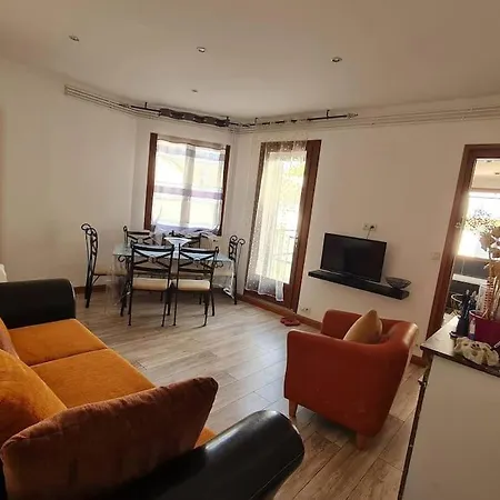 아파트 Grand - Avec Terrasse