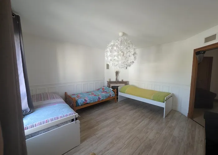 Grand - Avec Terrasse דירה